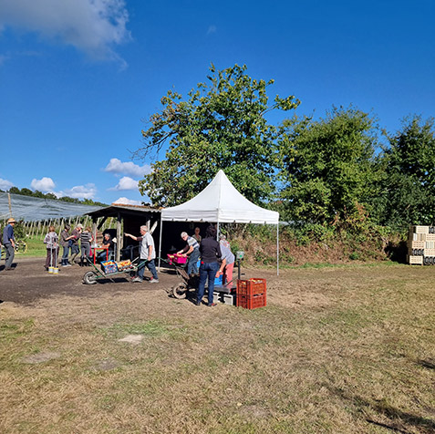 cabane vente pommes, vergers herbauges bouaye nantes 44 Loire Atlantique